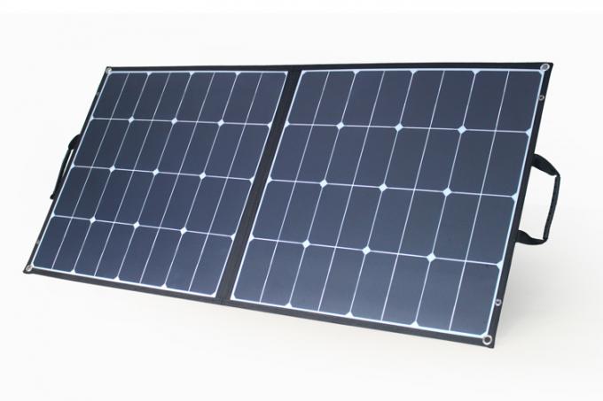 El panel solar plegable de 100 vatios 0